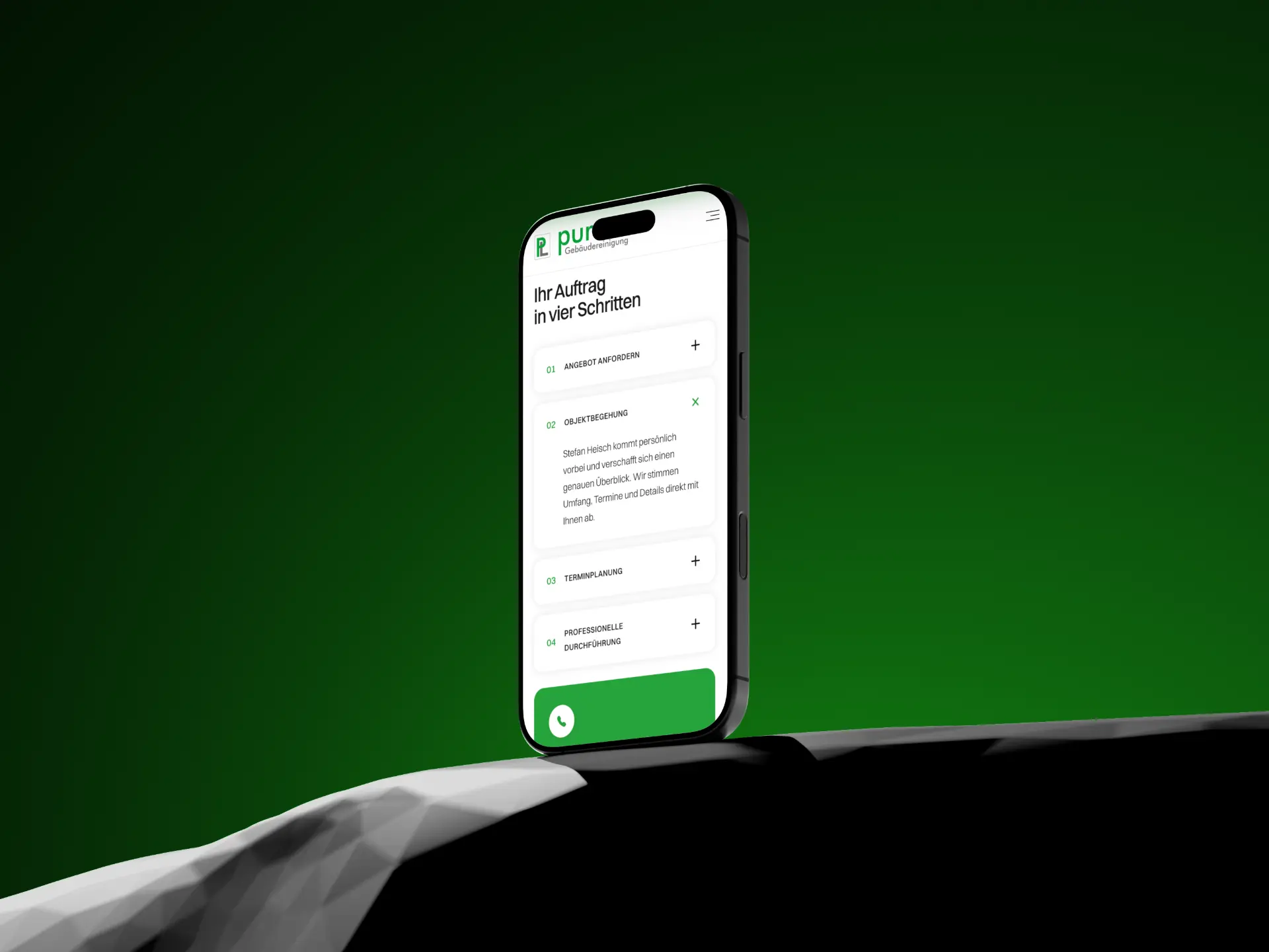 Ablauf eines Auftrags bei Pureco in vier Schritten auf einem Smartphone