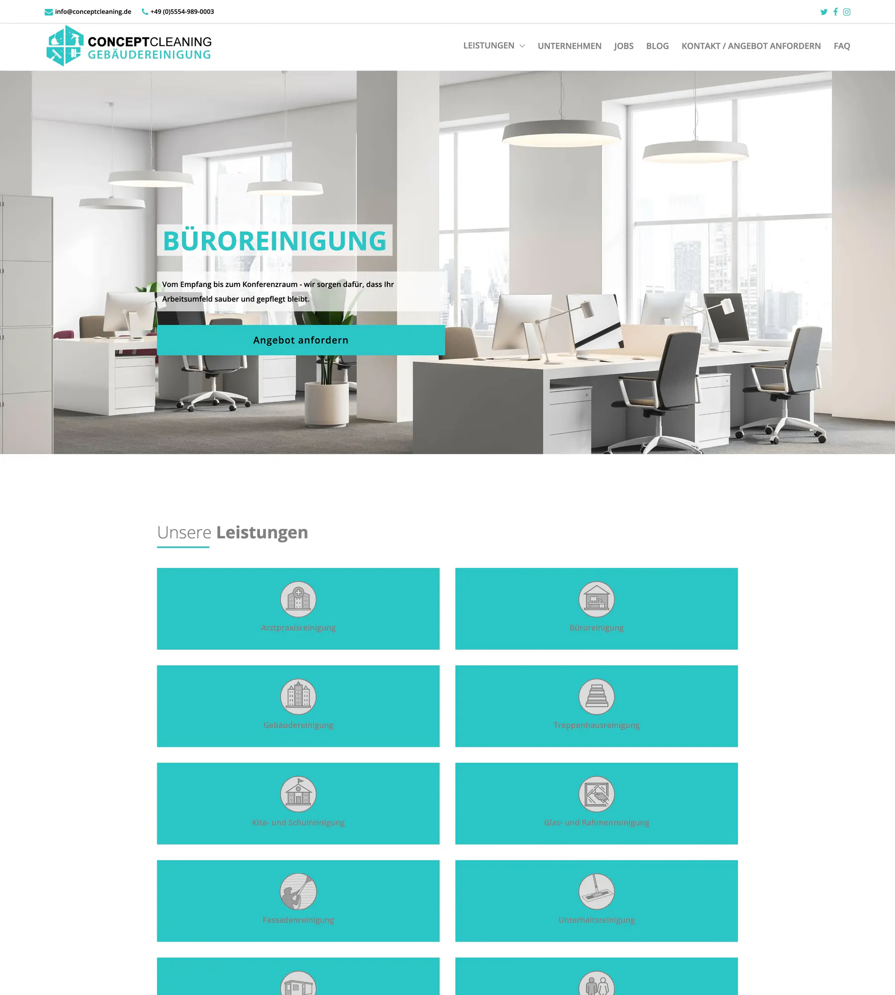 Oberer Teil der alten Startseite von Concept Cleaning mit dem Titel Büroreinigung über einem leeren Büro und türkisen Kacheln zu den Leistungen